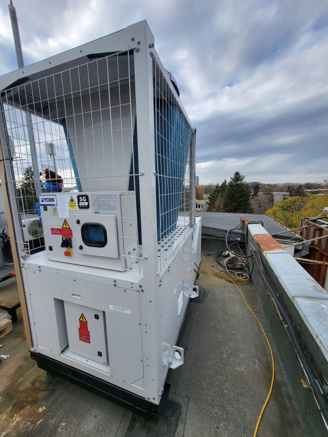 Upgrade tehnologic pentru eficiență energetică maximă: Chiller York Amichi